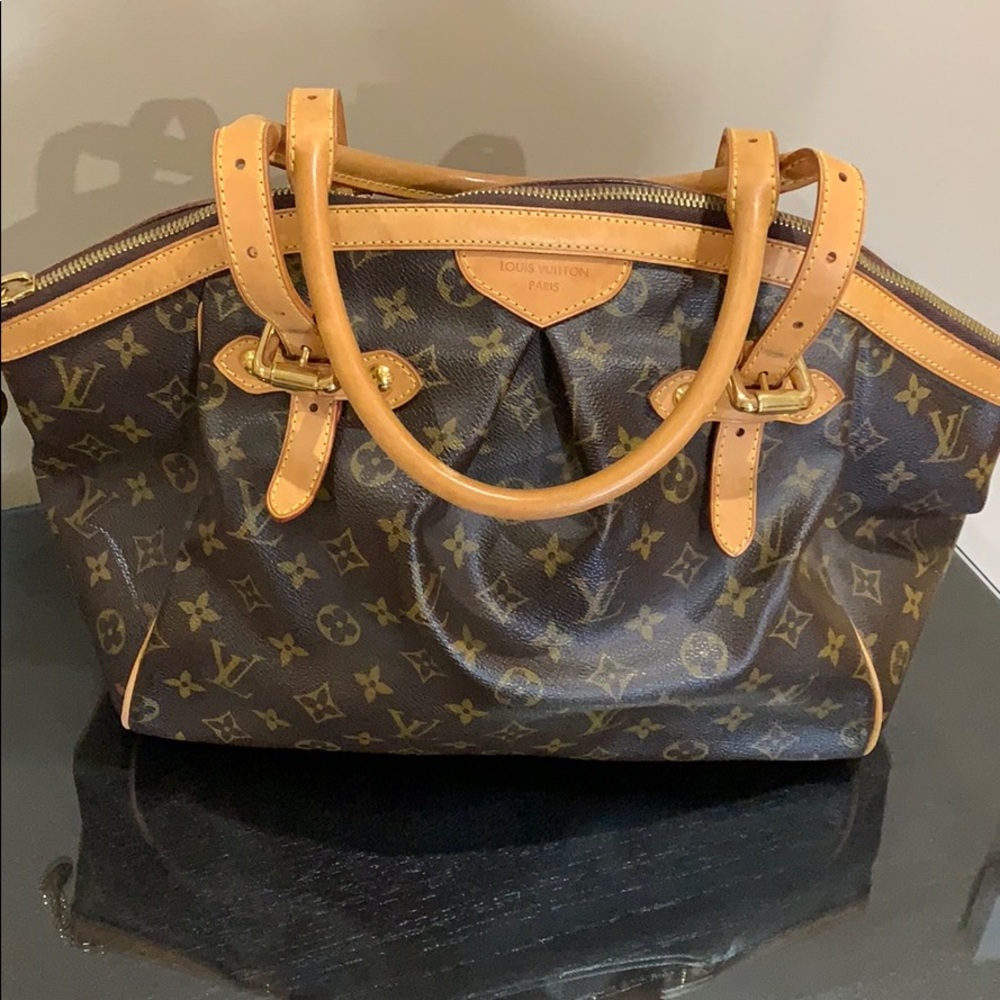 Louis Vuitton handbag slightly used